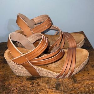 Blowfish Malibu Women's Hapuku Wedge Sandal